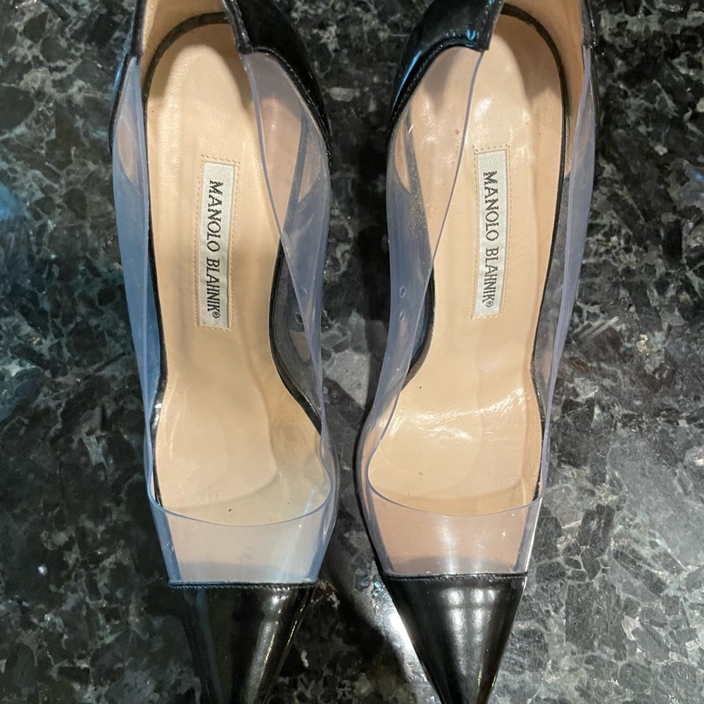 Manolo Blahnik
Pacha Clear PVC-Patent Pump, Black